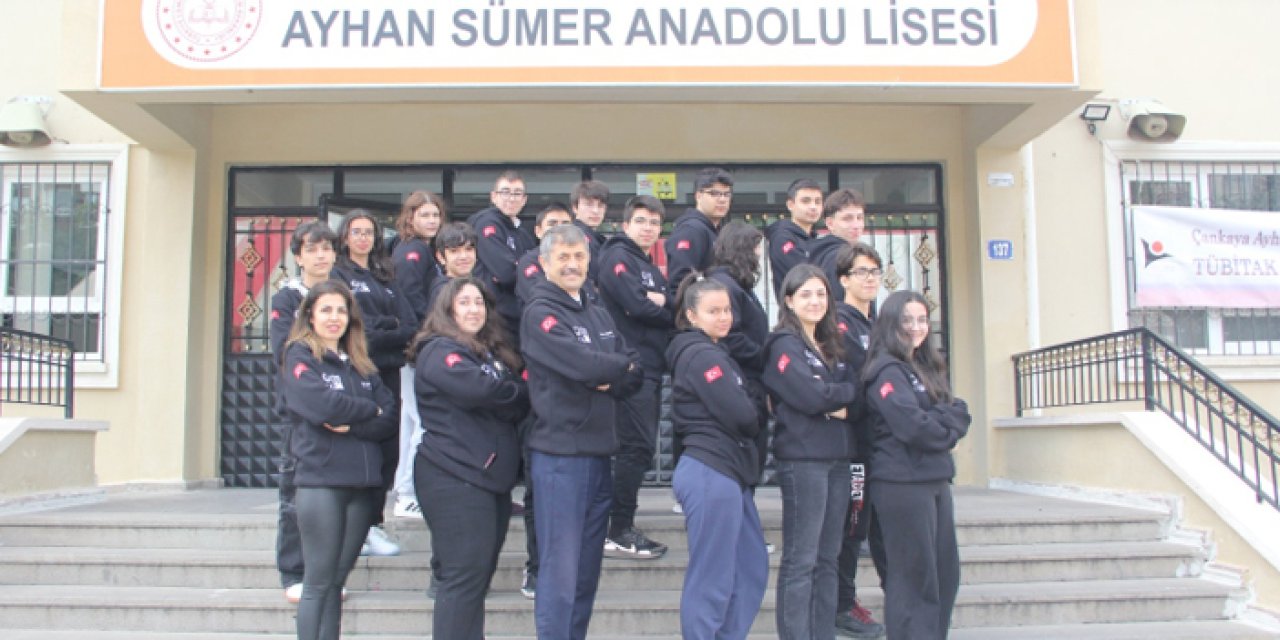 Ankaralı öğrenciler Avrupa’yı fethettiler: 5 günde 2 ülke 7 şehir gezdiler