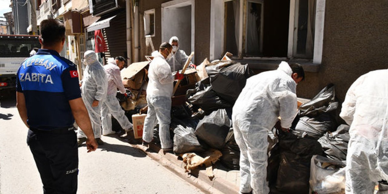 Vatandaş ölü bulundu! Evden 5 ton çöp çıkarıldı