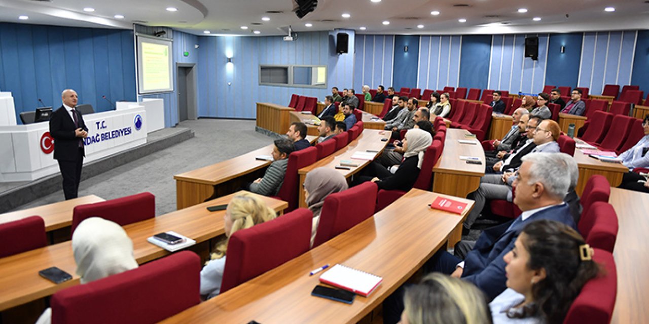 Altındağ Belediyesi personellerin eğitimine başladı