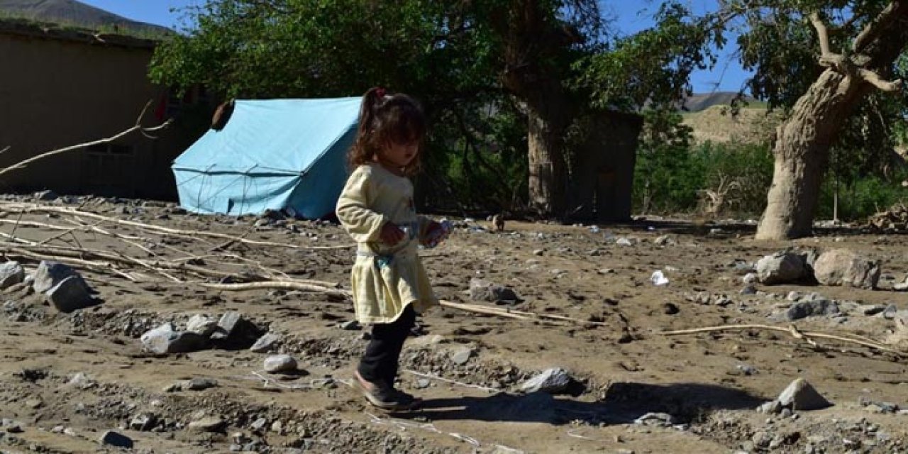 Afganistan'daki sel felaketinde can kaybı artıyor