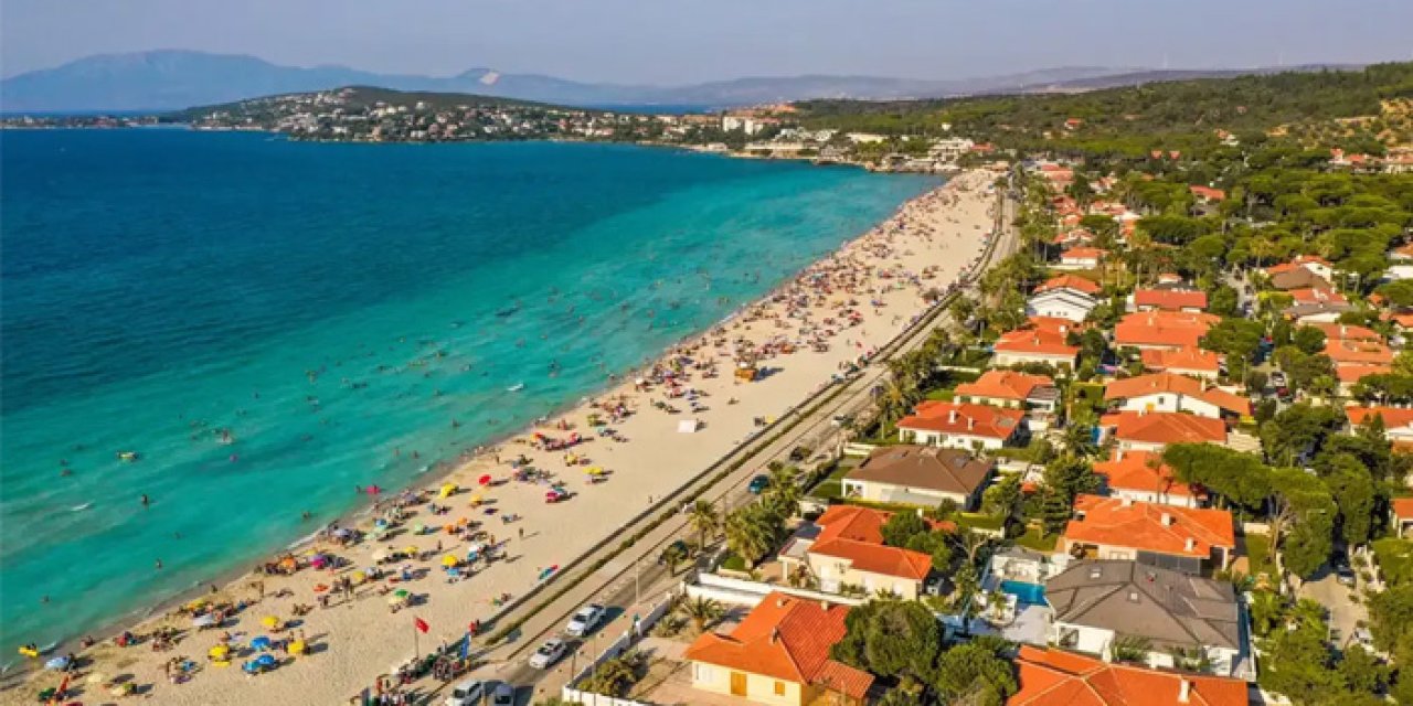 Çeşme'ye ödül: Yılın Turizm Markası seçildi