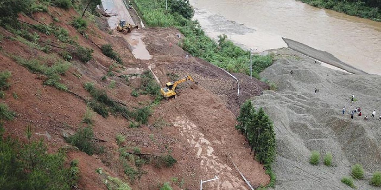 Papua Yeni Gine'de heyelan: 100'den fazla kişi hayatını kaybetti