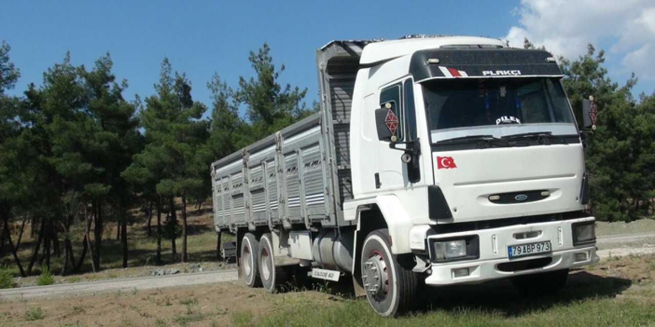 Kamyon tamiri sonları oldu! 2 kişi feci şekilde can verdi