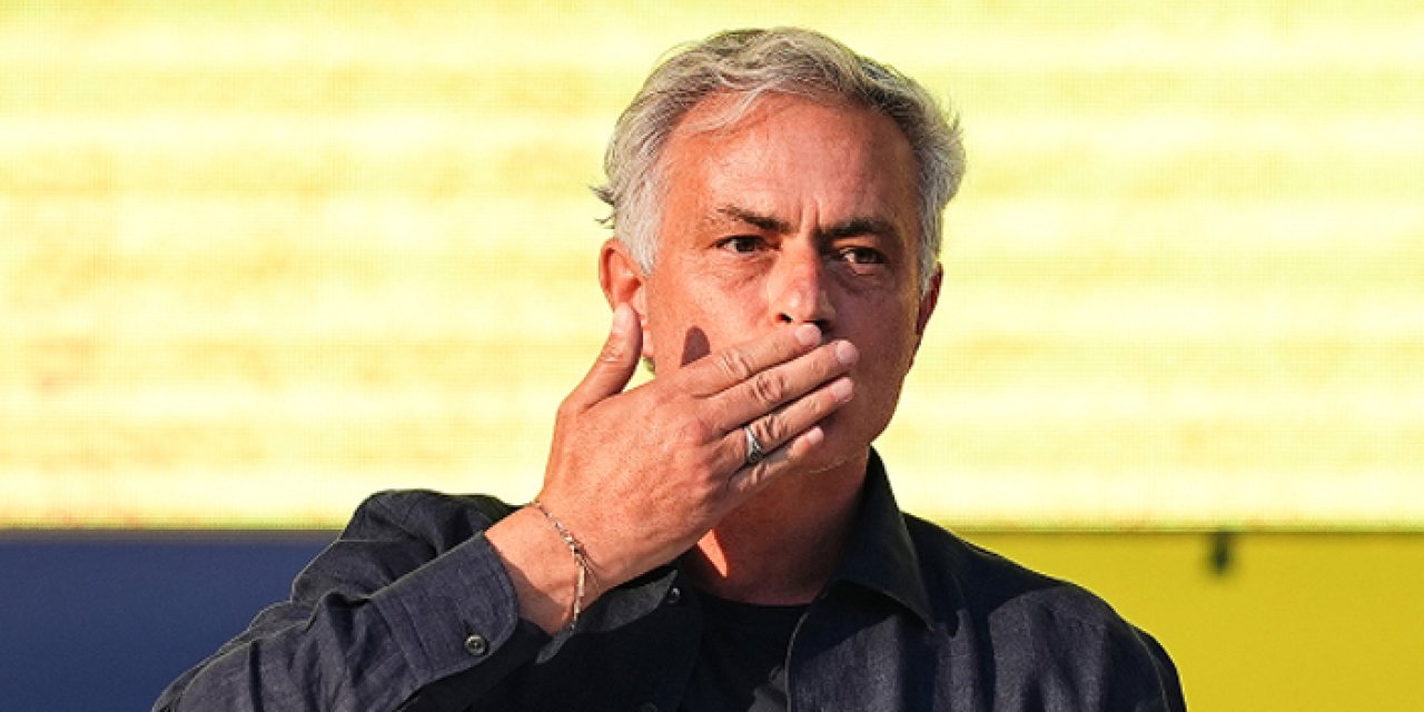 Mourinho, Avrupa'da 3 kupayı kazanan tek isim