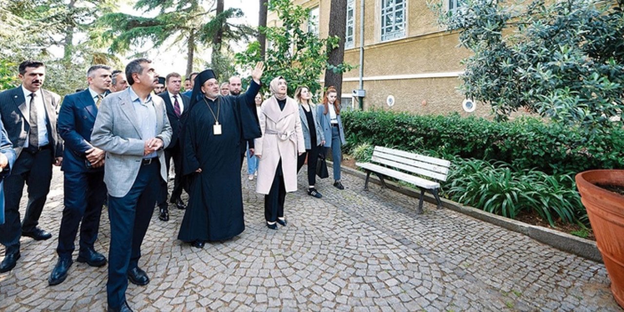 MEB Bakanı Yusuf Tekin, Heybeliada Ruhban Okulu için belge topluyor