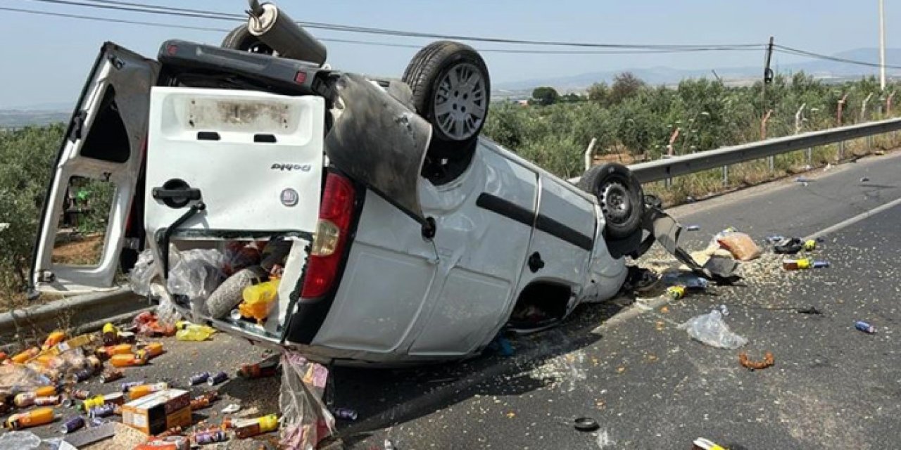 Manisa'da feci kaza: Ölü ve yaralılar var