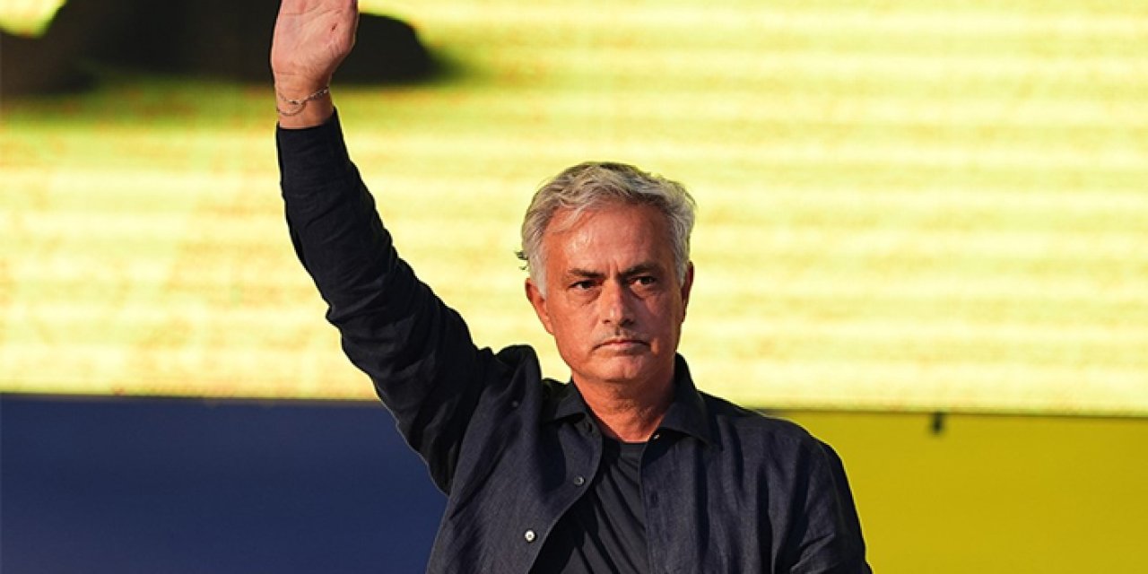 Jose Mourinho eski yıldızının peşinde: Bir hamle de Başakşehir'den