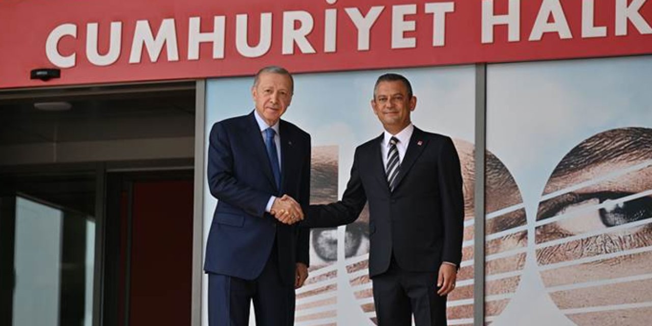 CHP Genel Merkezi’nde Erdoğan Özel görüşmesi sona erdi