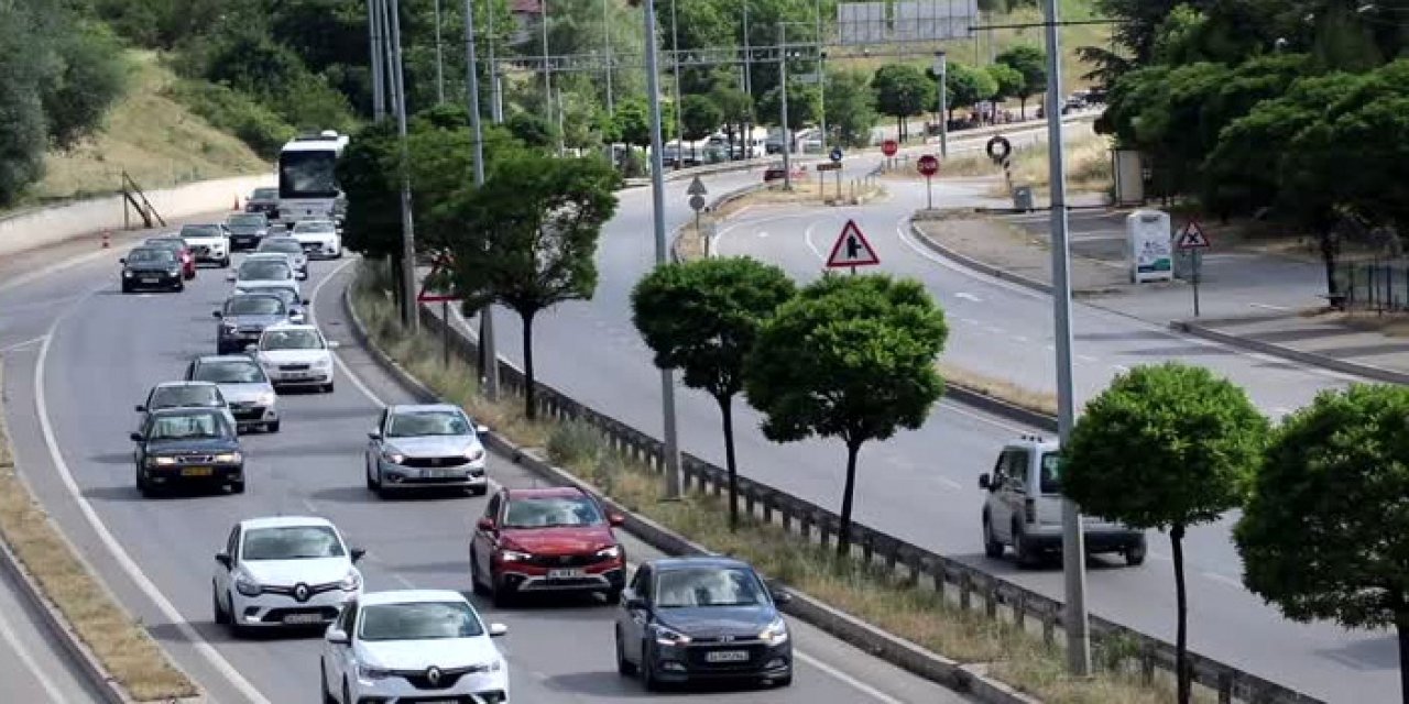 Trafik çilesi devam ediyor: Ankara-Samsun yolunda yoğunluk