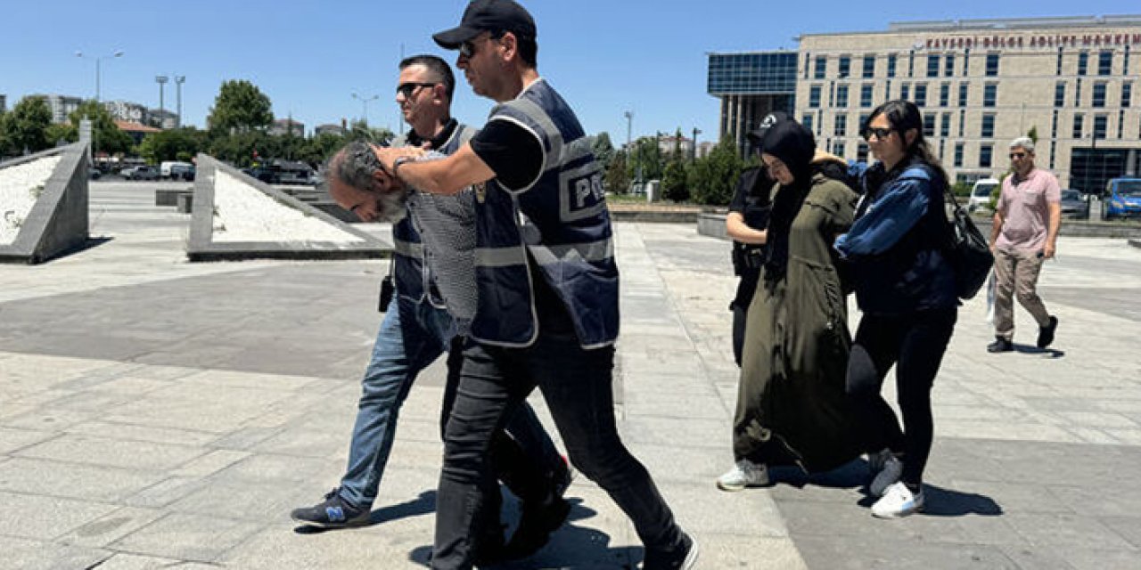 Atatürk heykeline saldıran dayı ve yeğen tutuklandı!
