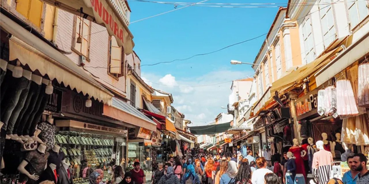 Ekonomik kriz Kemeraltı Çarşısı'nı böyle vurdu: Son 25 yılın en kötü bayramı