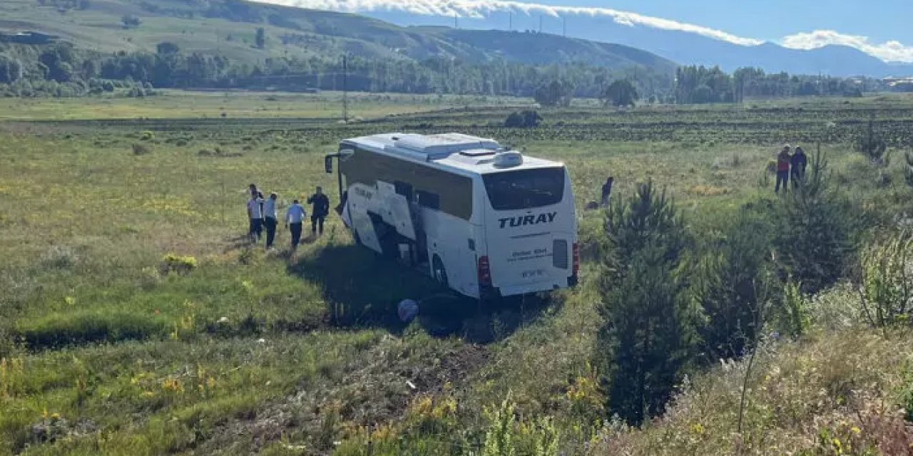 Yolcu otobüsü şarampole indi