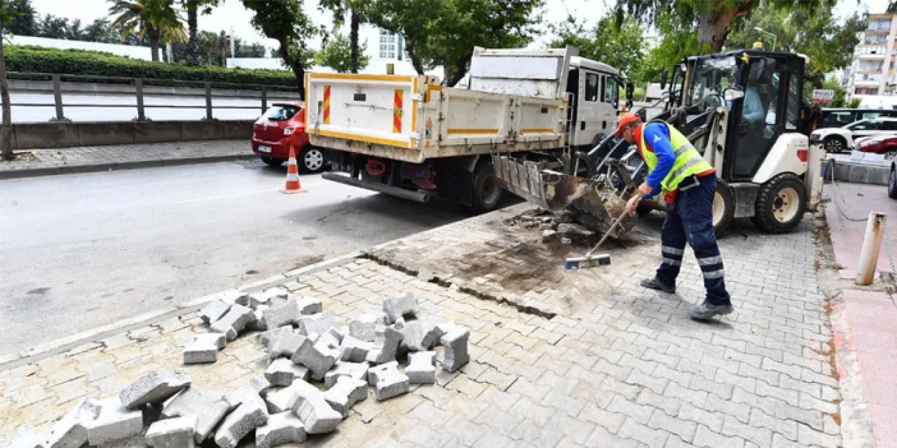 İzmir'in kanayan yarası: Bozuk kaldırımlar yenileniyor