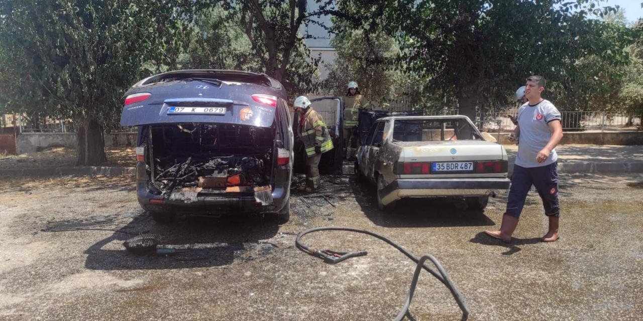 İzmir'de otomobilde yangın