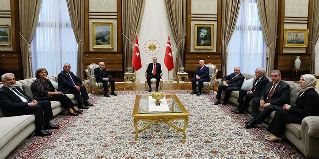 Cumhurbaşkanı Erdoğan siyasileri kabul etti