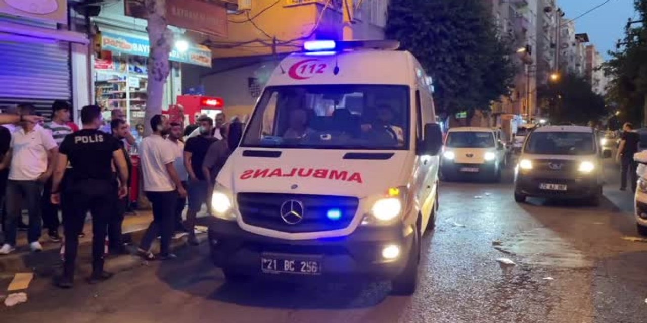 İki grup arasında silahlı kavga çıktı: 3 kişi yaralandı