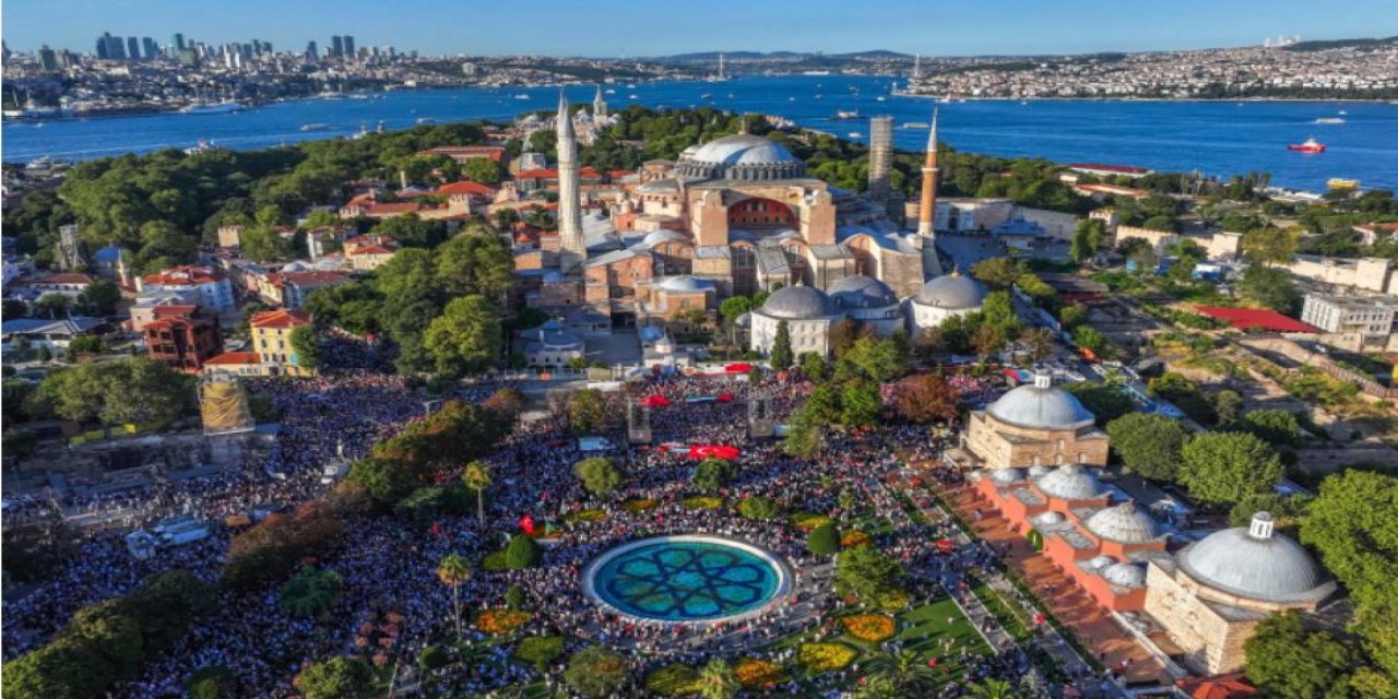 Ayasofya'da Büyük Gazze Mitingi