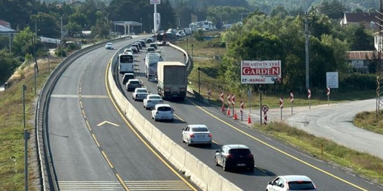 Kara yolunda trafik felç oldu