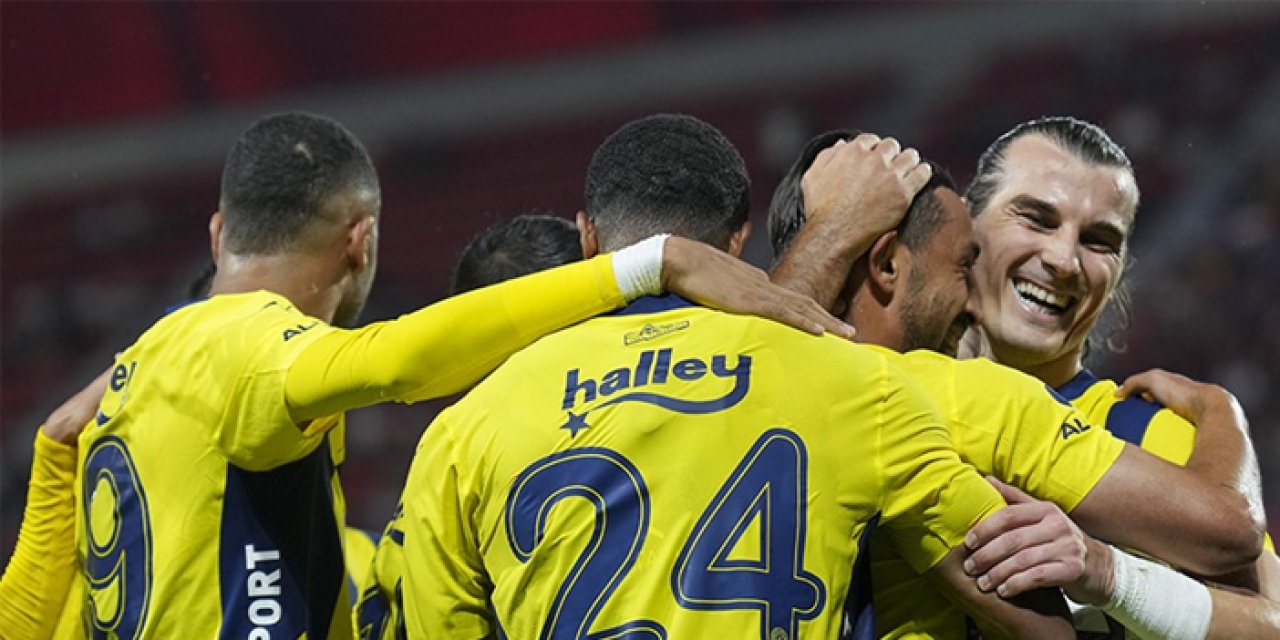 Süper Lig tarihinin en çok galip gelen, en çok puan toplayan ve en çok gol atan takımı Fenerbahçe