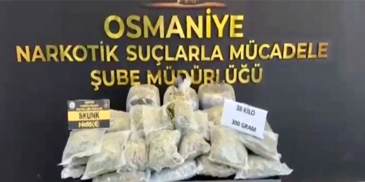 Osmaniye'de takibe alınıp durdurulan 2 araçtan 38 kilo skunk çıktı