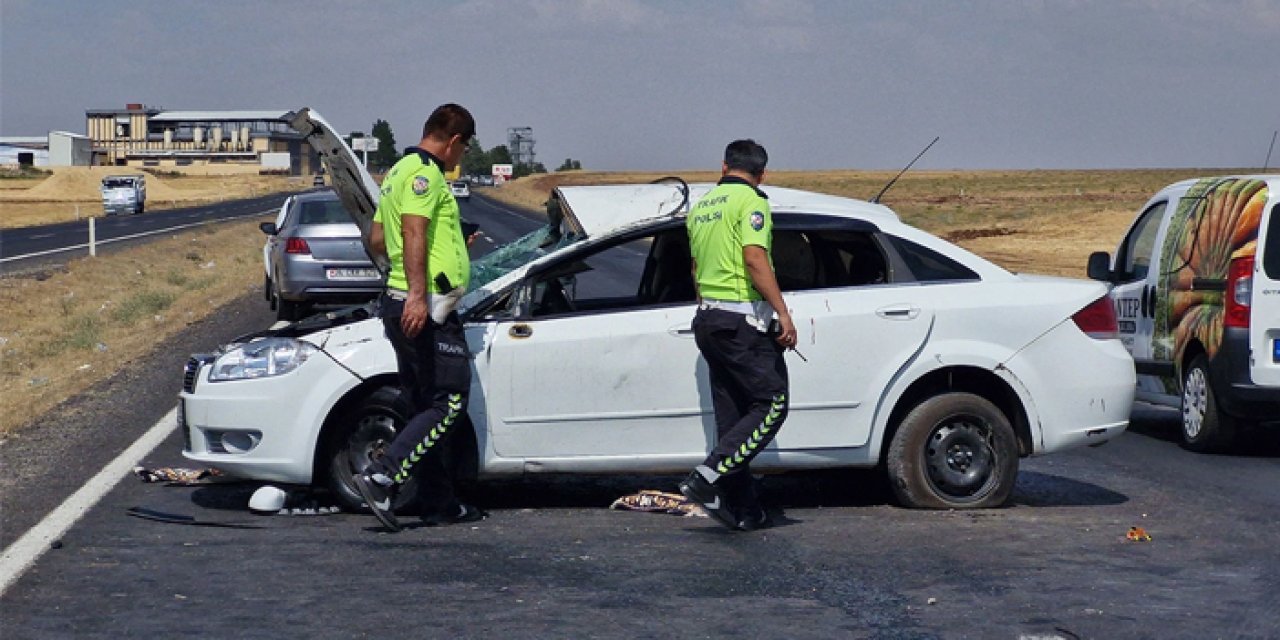 Diyarbakır'da otomobil takla attı: 6 kişi ölümden döndü