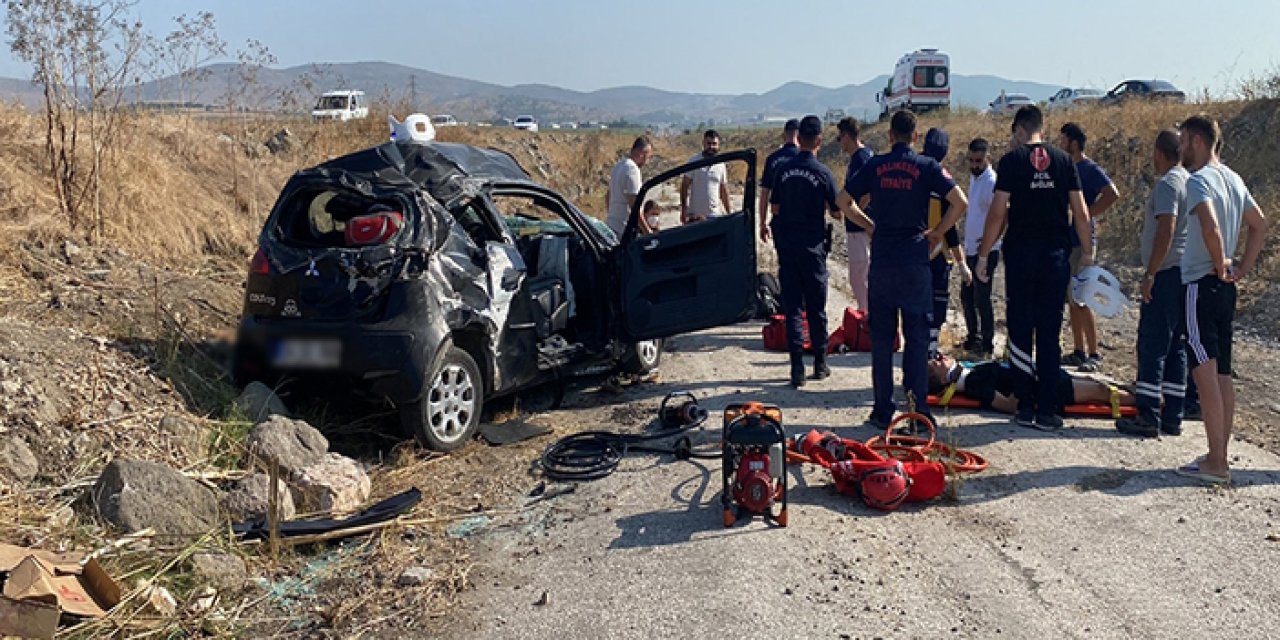 Otomobil yoldan çıkarak takla attı: 5 yaralı