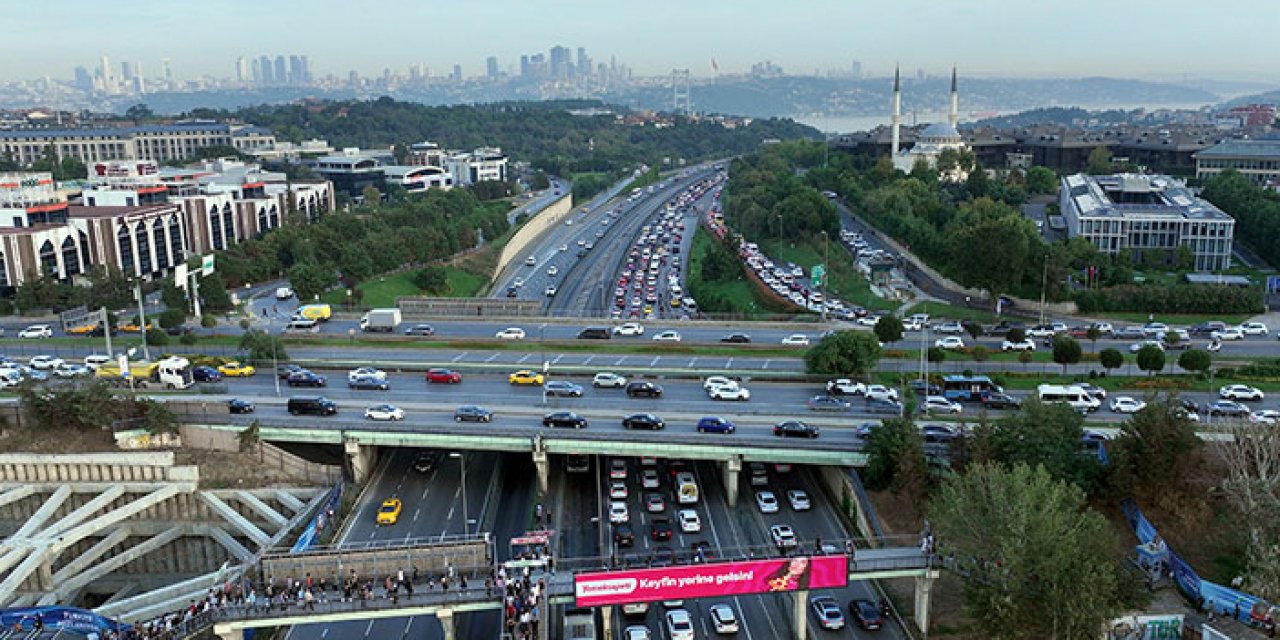 İstanbul'da trafik yoğunluğu yaşandı