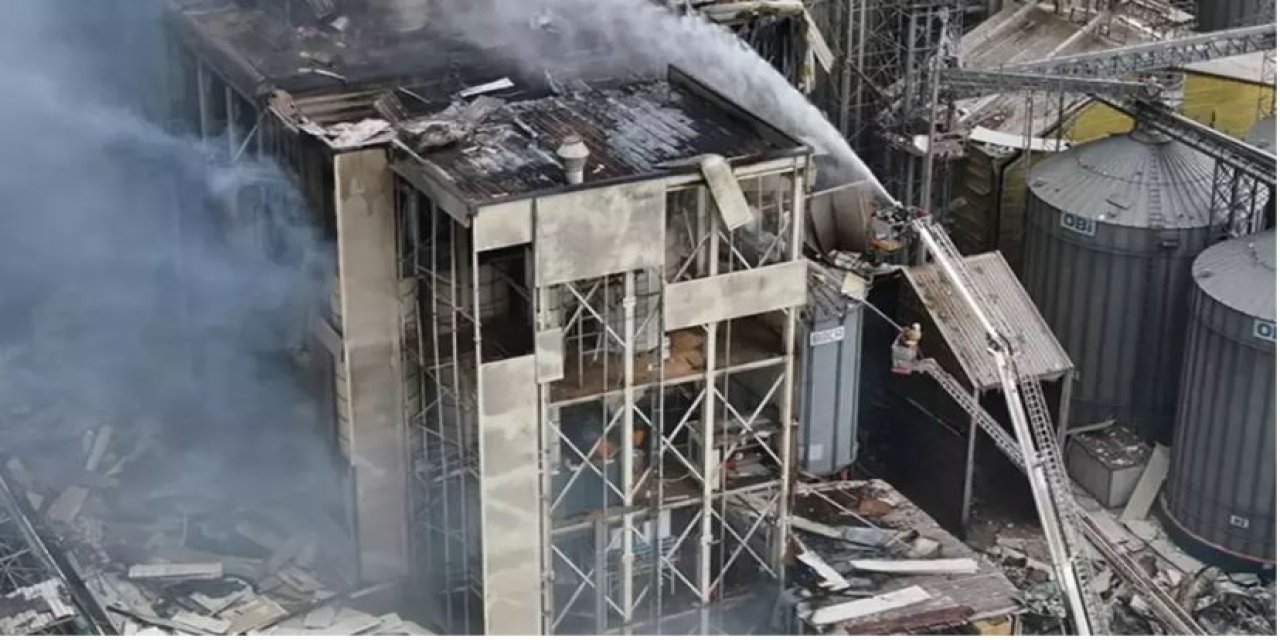 Makarna fabrikasındaki patlamadan acı haber! Soğutma çalışmaları esnasında cansız bedenine ulaşıldı