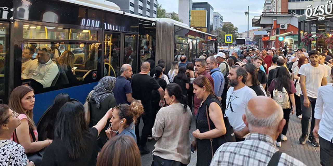 Ankara'ya otobüs yetmiyor: Merkezdeki duraklar doldu taştı