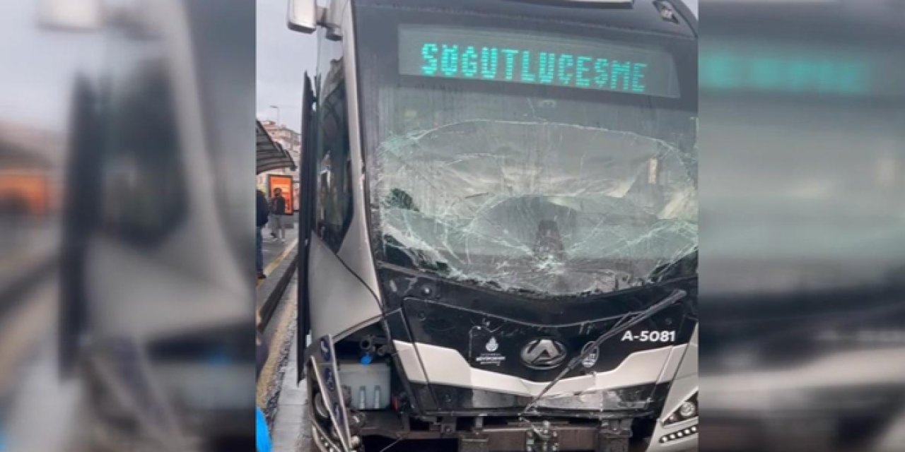 İstanbul’da üzücü kaza: İki metrobüs birbirine girdi