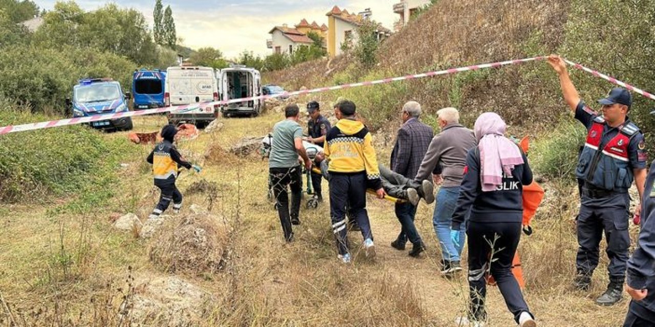 İki çocuğunu boğulmaktan kurtaran baba hayatını kaybetti