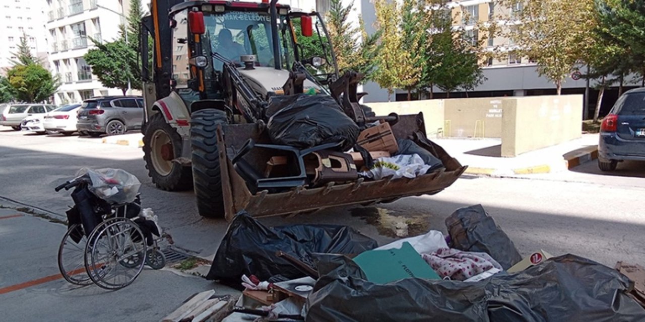 Yazdık yapıldı: Belediye ekipleri Mamak'taki çöp eve baskın yaptı