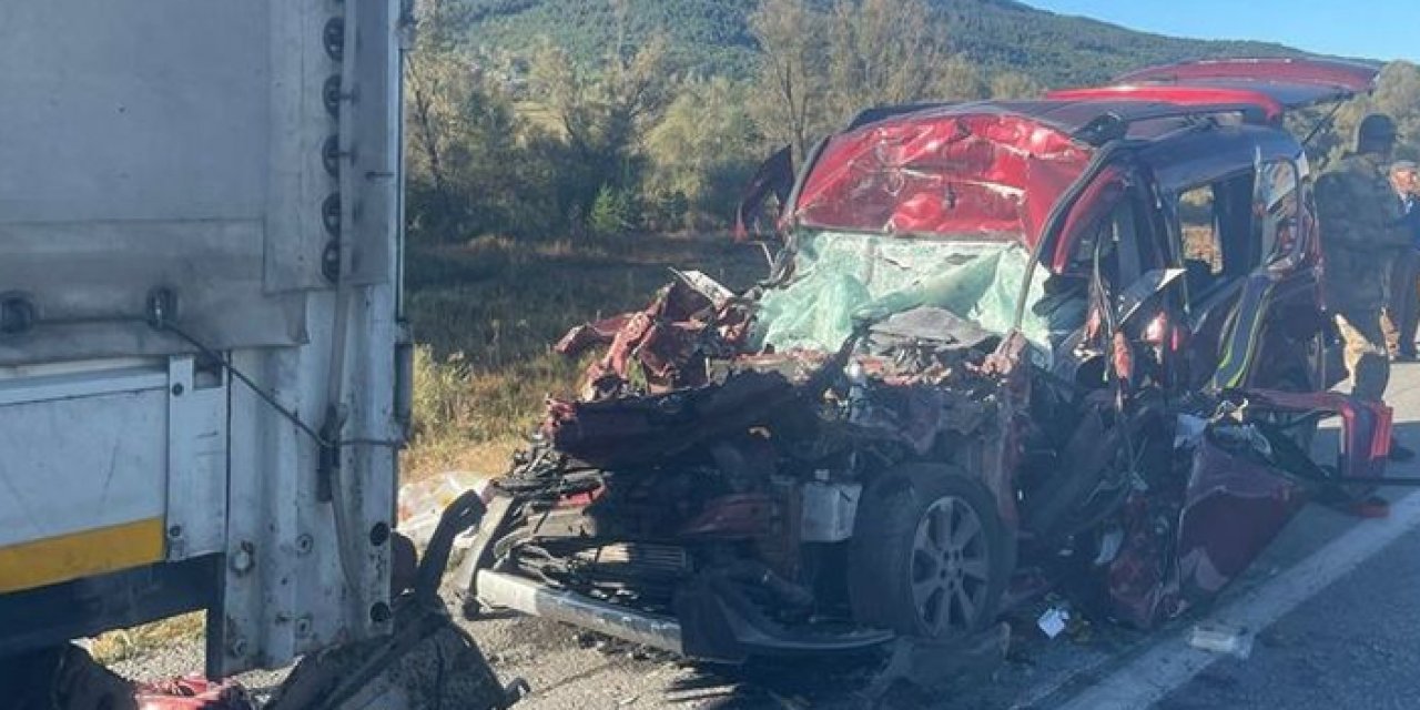 Dün İzmir bugün Erzincan! Korkunç kazada çok sayıda ölü ve yaralı