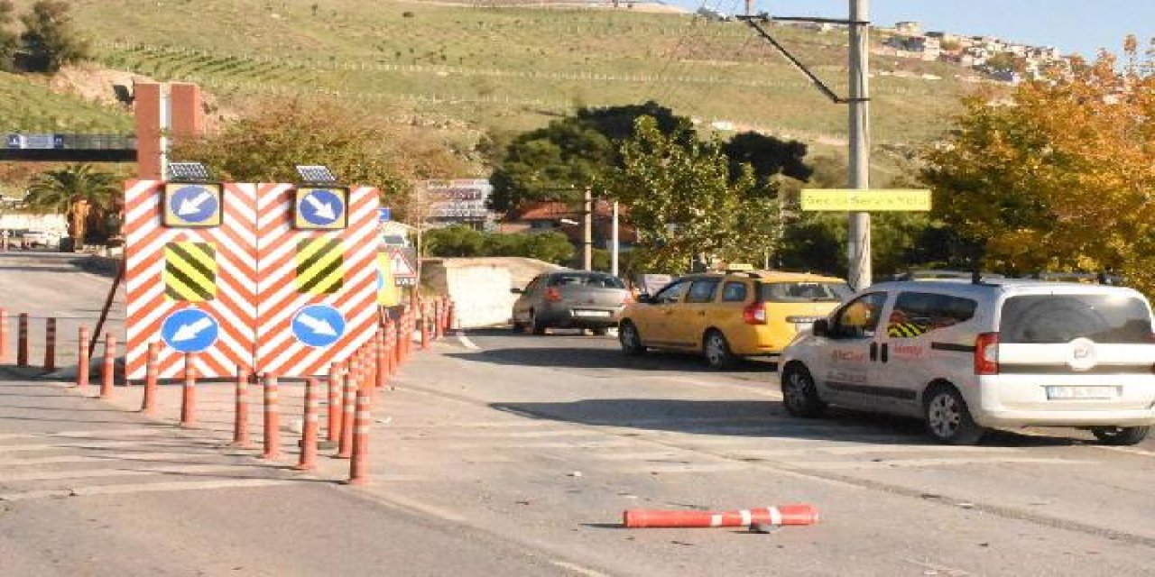 İzmir'deki sürücüler dikkat: Yol çalışması nedeniyle o istikamet trafiğe kapalı!