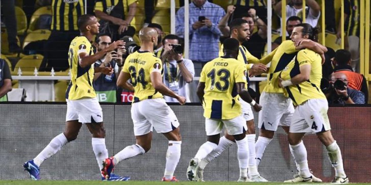 Fenerbahçe ilk Avrupa Ligi maçını 2-1 kazandı