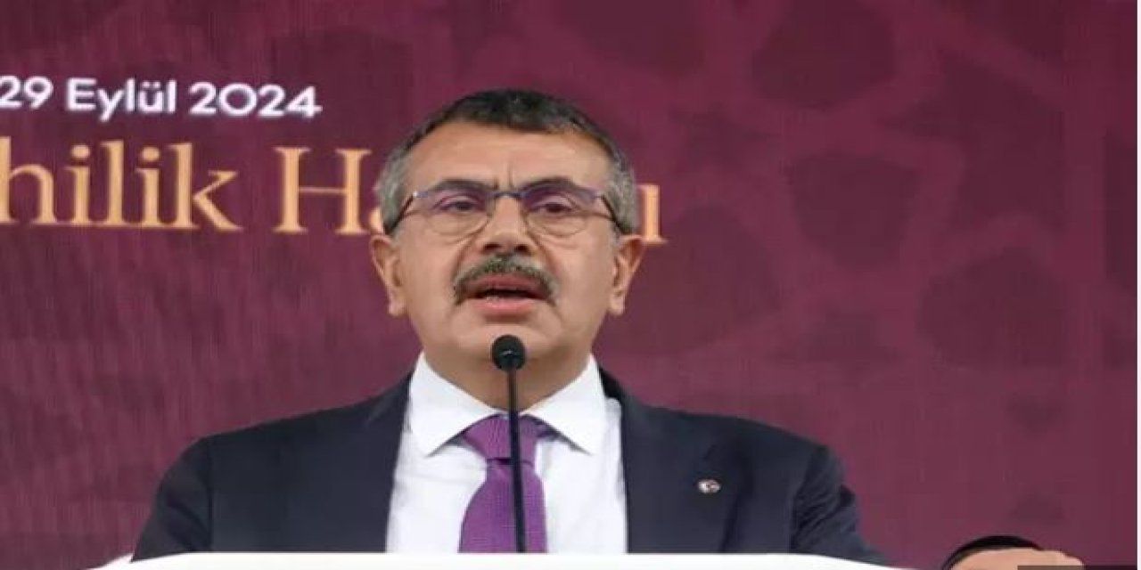 Bakan Tekin: Sınavları kaldırmıyoruz, müfredatımızı yüzde 35 oranında hafiflettik