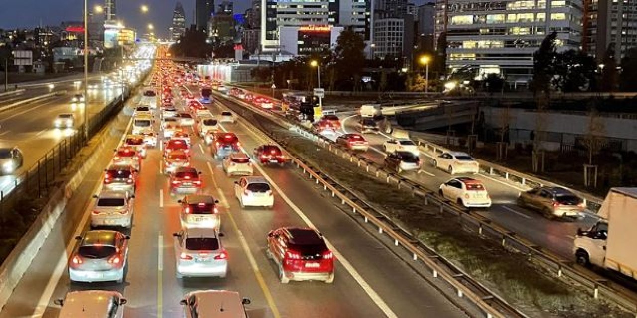 İstanbul'da sağanak trafiği