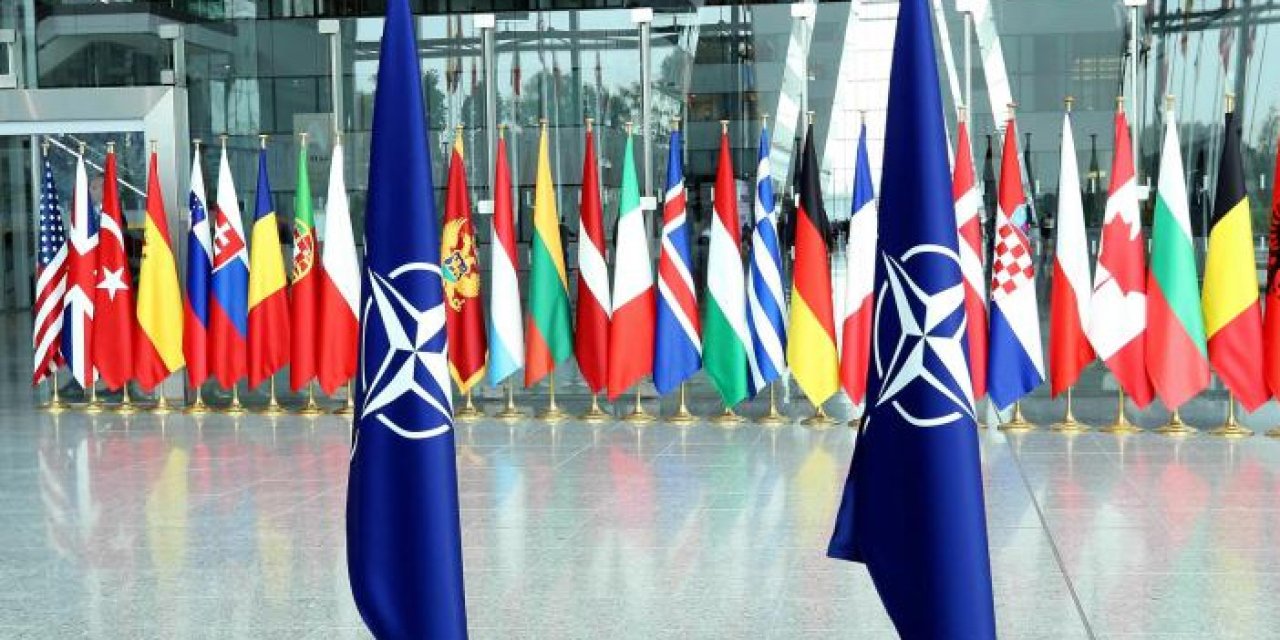 NATO Savunma Bakanları Brüksel'de bir araya geldi