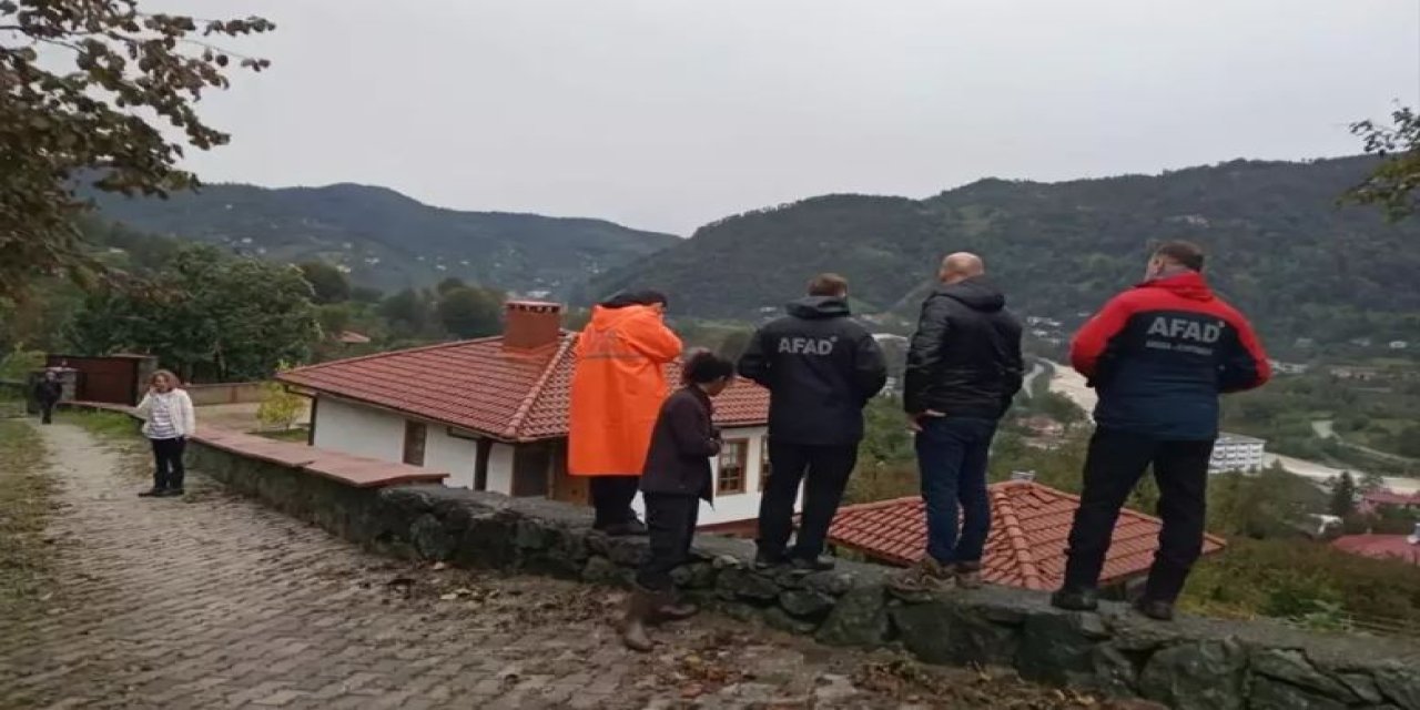 Artvin'de Yağışlar Nedeniyle 8 Ev Tahliye Edildi