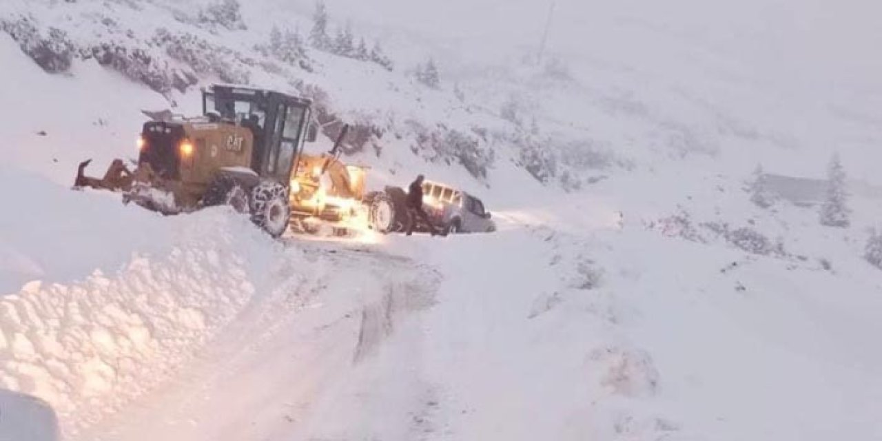 Ani Kar Yağışıyla Mahsur Kalan 5 Kişi Kurtarıldı