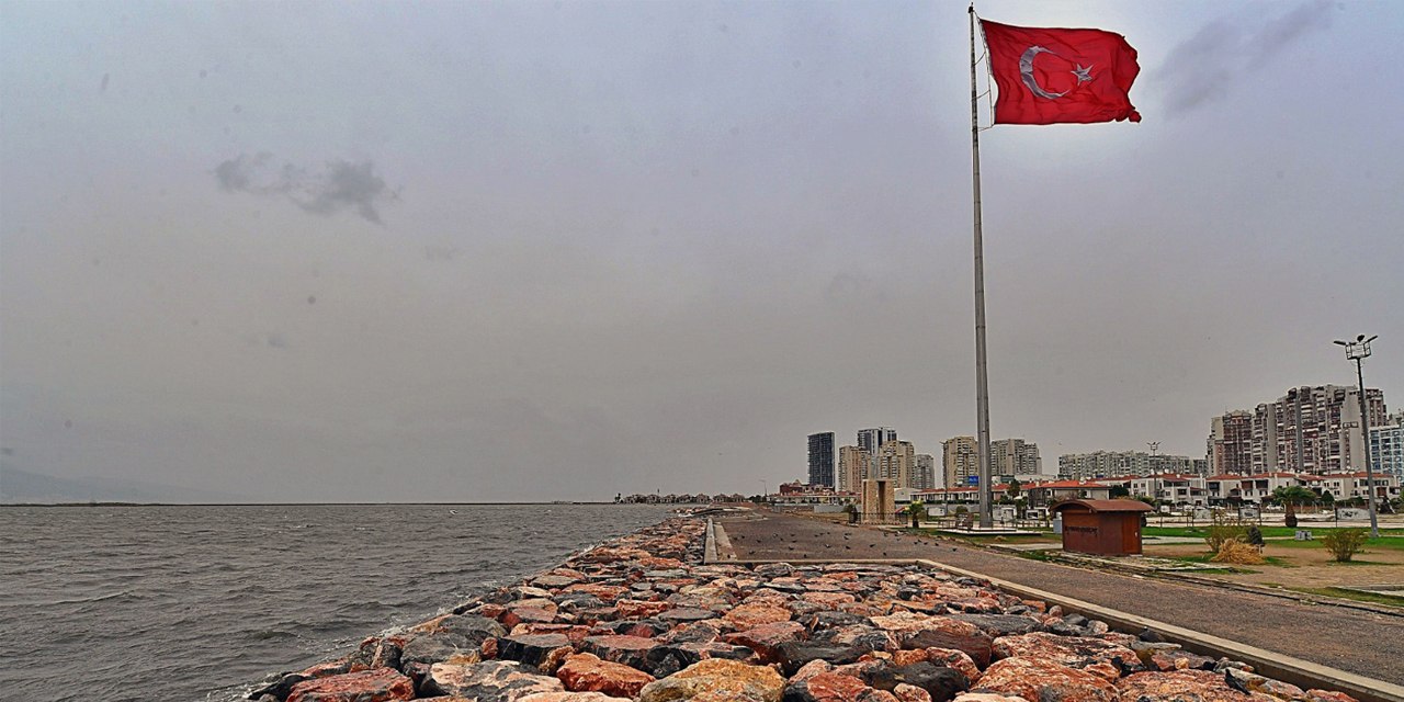 İzmir'de fırtına kopacak: Meteoroloji duyurdu