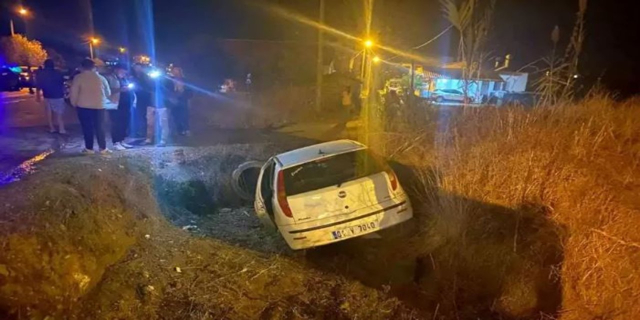 Antalya'da Kavşak Kazası: 3 Yaralı