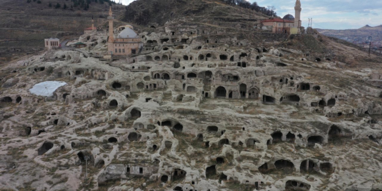 Kapadokya'da Turizm Patlaması: 3 milyonu aşkın ziyaretçi ile rekor kırıldı