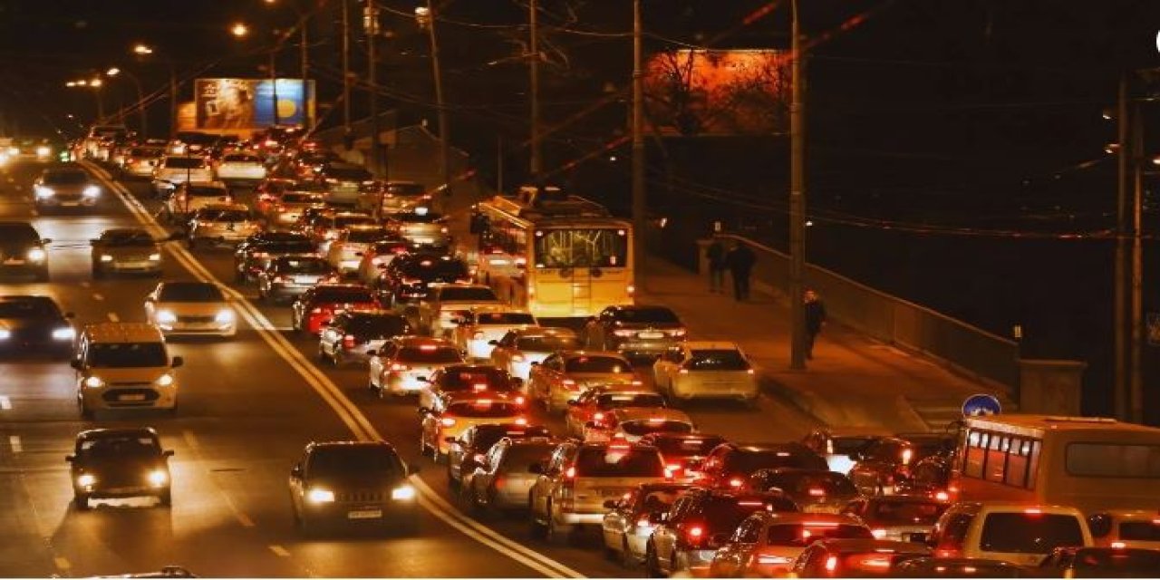 İzmir’de trafik felaketi: Sürücüler isyan etti