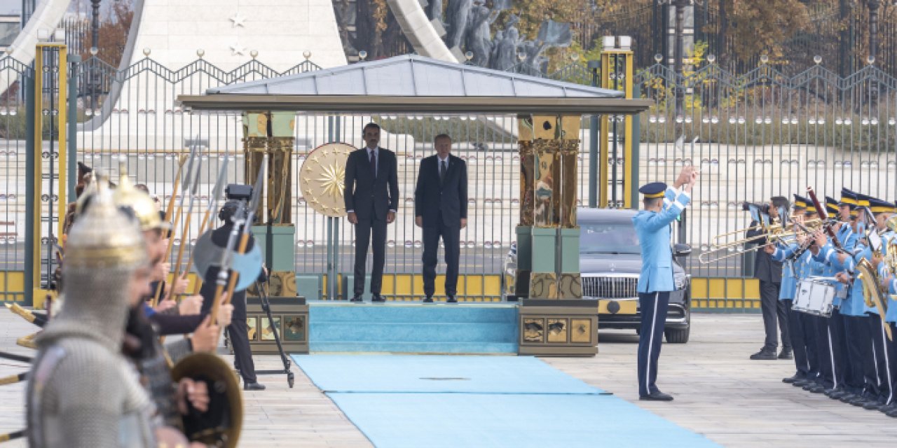 Cumhurbaşkanı Erdoğan, Katar Emiri Al Sani'yi resmi törenle karşıladı