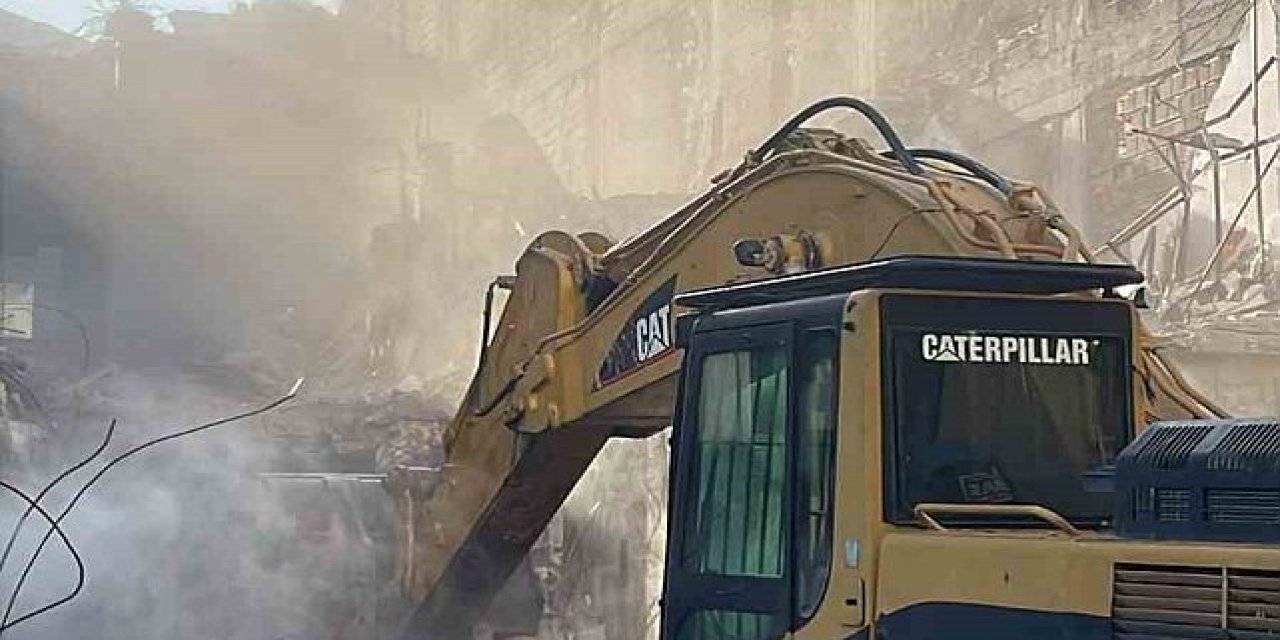 Güngören'de Binanın Çökmesi: 2 Kişi Gözaltında