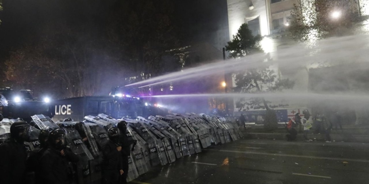 Gürcistan'da AB kararı protestoları: Tansiyon yükseliyor