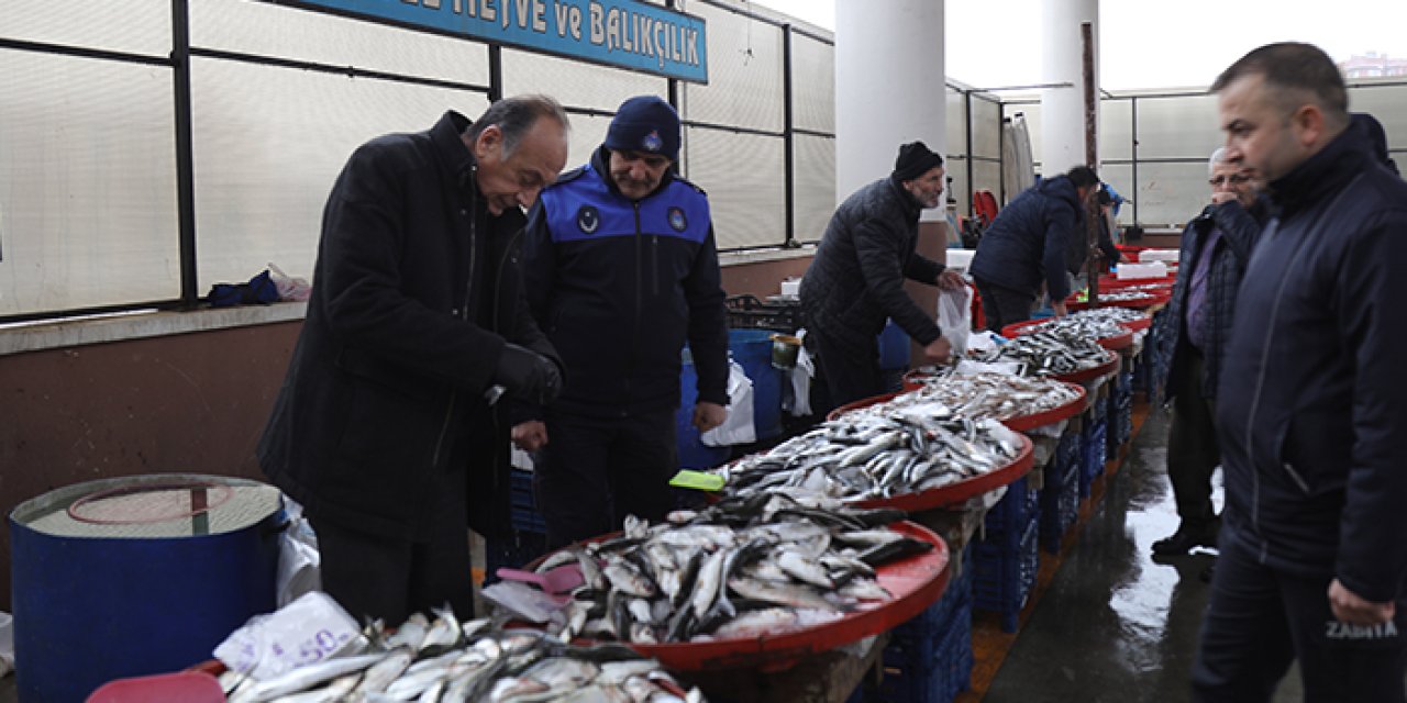 Çubuk esnafı denetlendi