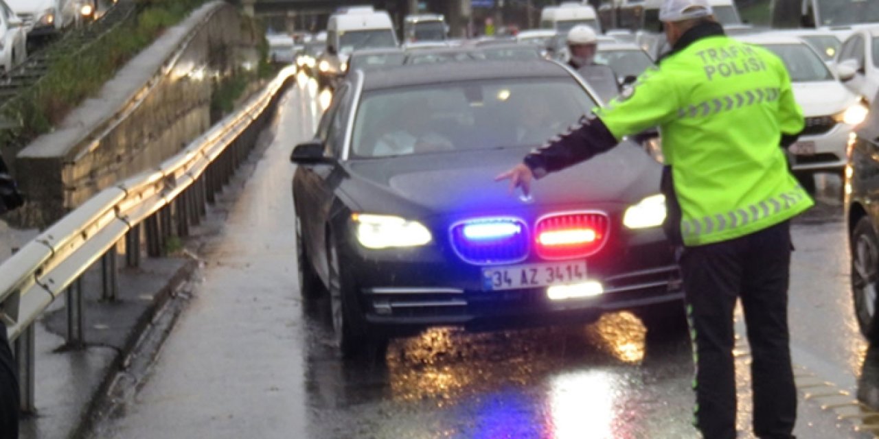 Yaptırımlar işe yarıyor: Aracına çakar takan sürücü sayısı çakıldı