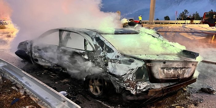 Amasya’da Korkunç Kaza: Çarpışan İki Araçtan Biri Alev Alev Yandı, 2 Yaralı